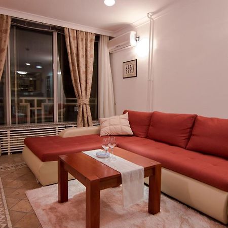 Apartment Novak Belgrado Kamer foto