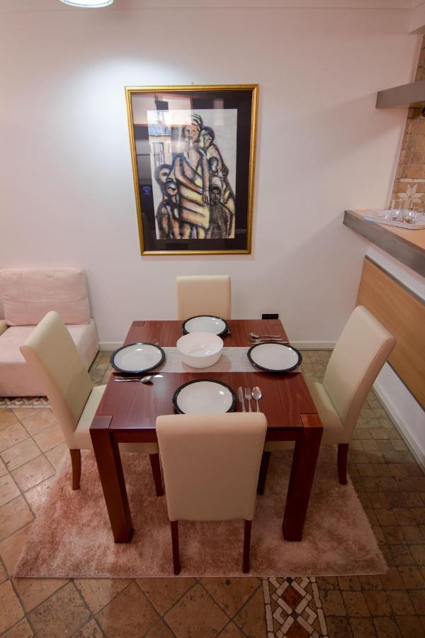 Apartment Novak Belgrado Kamer foto