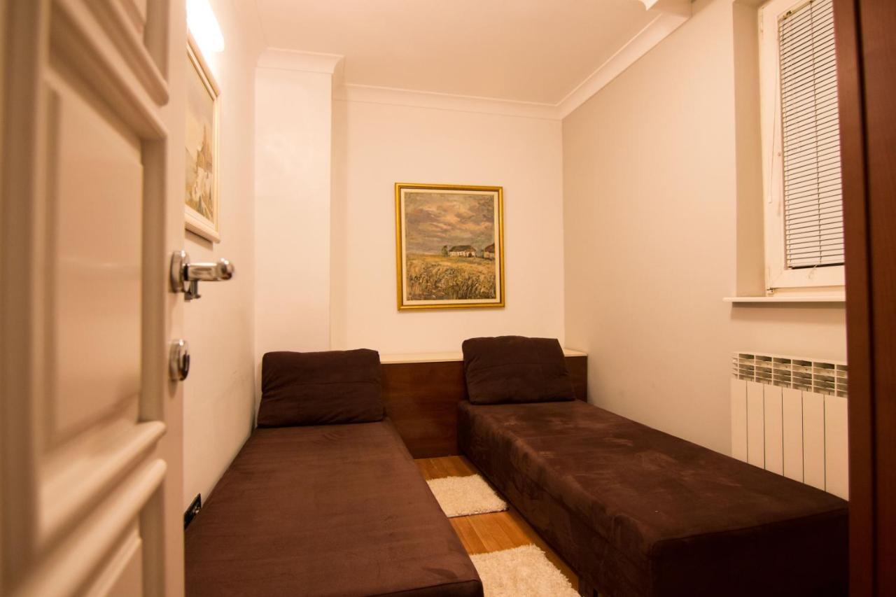 Apartment Novak Belgrado Buitenkant foto